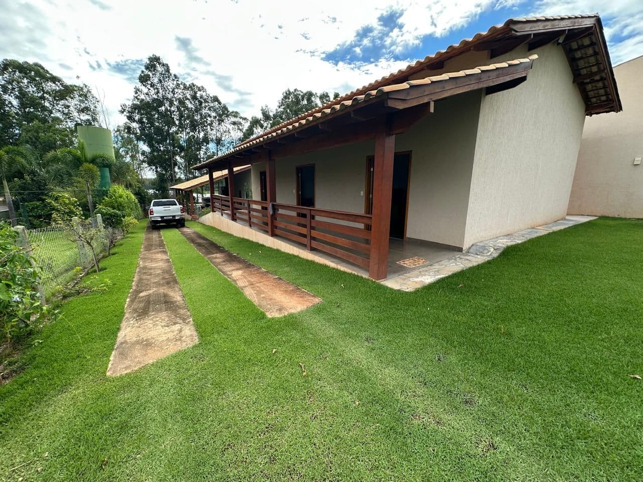 CASA NO LAGO, ALTO PADRÃO | 3 SUÍTES | LAGO CORUMBÁ IV