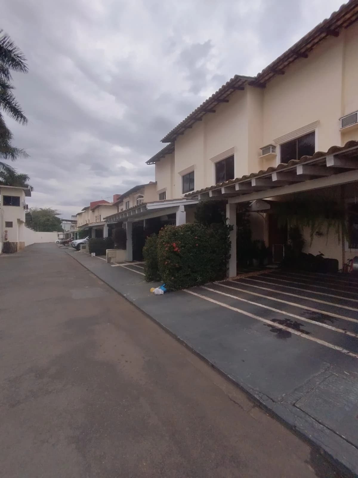 Sobrado em Condomínio Fechado Villas do Atlântico no setor Jardim Planalto