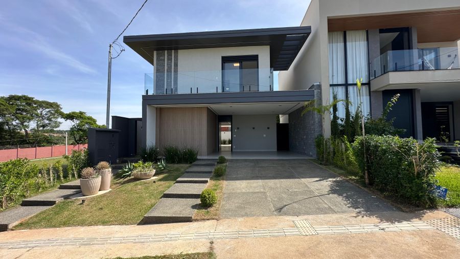 Sobrado em Condom�nio - Venda - Jardins Capri - Senador Canedo - GO