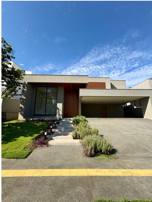 Sobrado - Venda - Alphaville Flamboyat Ipês - Goiânia - GO